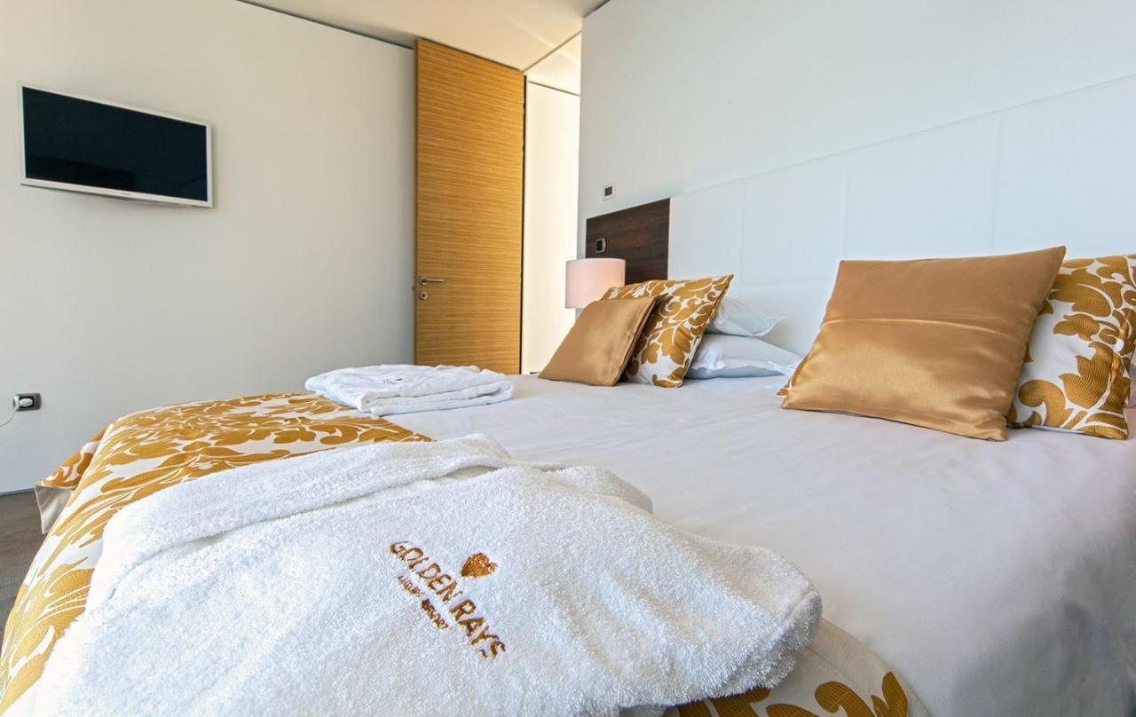 Golden Rays Luxury Villas & Apartments Primošten Buitenkant foto