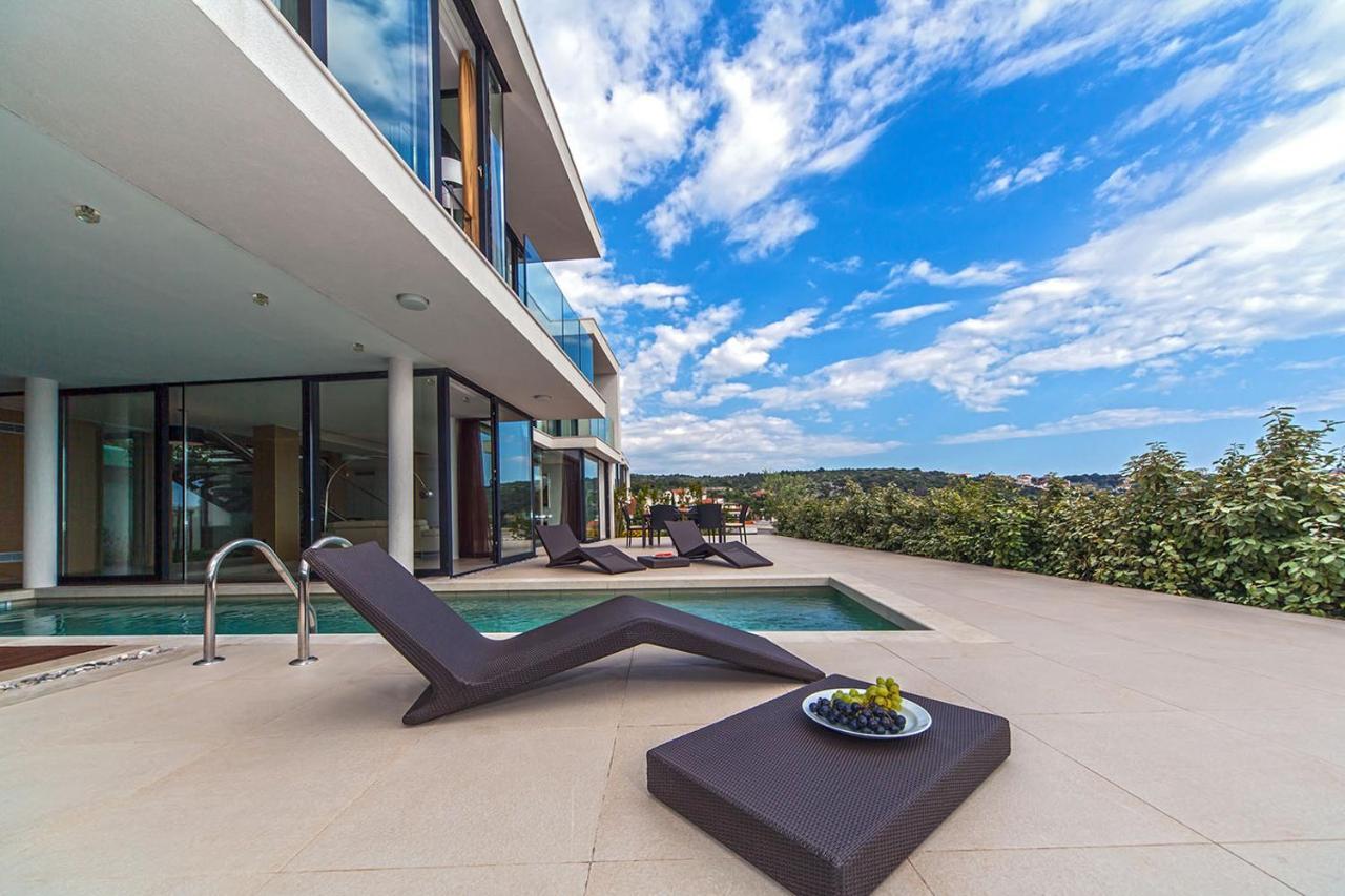 Golden Rays Luxury Villas & Apartments Primošten Buitenkant foto